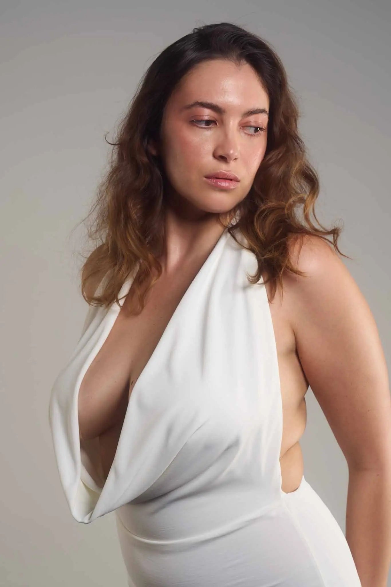 Boob Tape for Weddings: The Complete Guide LANOAI